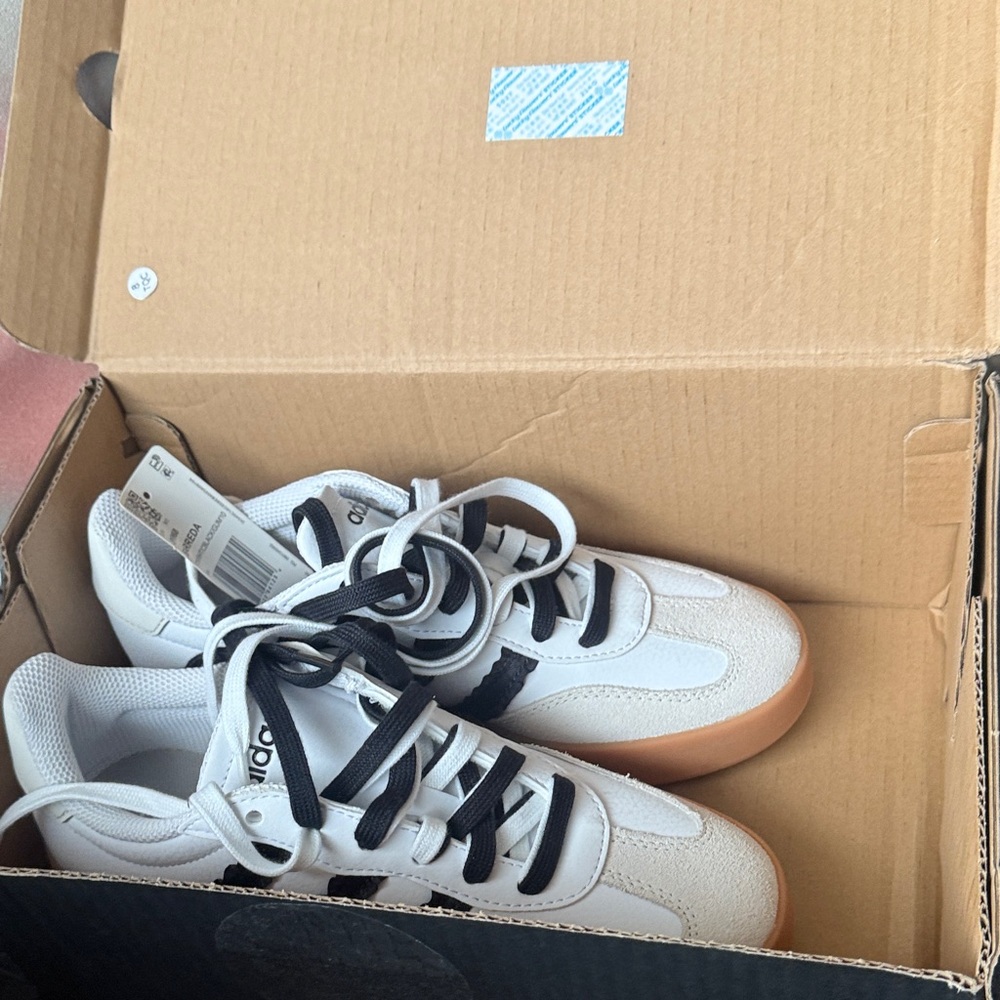adidas Barreda White Black Gum-Soled Sneakers - Picture 3 of 3